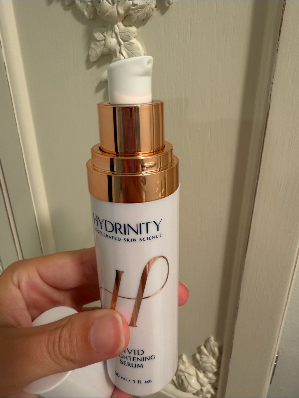 HYDRINITY VIVID Brightening Serum - Picture 7 of 7